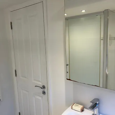 Lovely Self Contained Loft Studio - 33As4 London Exterior photo