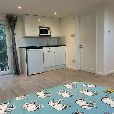 Lovely Self Contained Loft Studio - 33As4 London Exterior photo